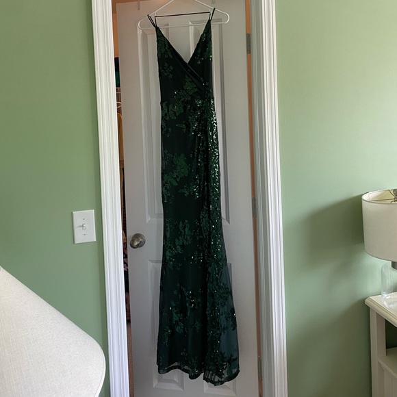 green sparkly prom dress - Picture 5 of 6